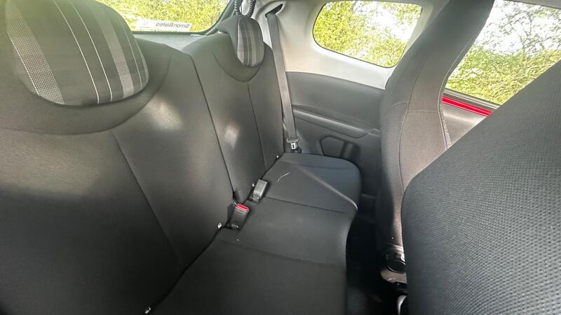 2018 Peugeot 108 — photo 11
