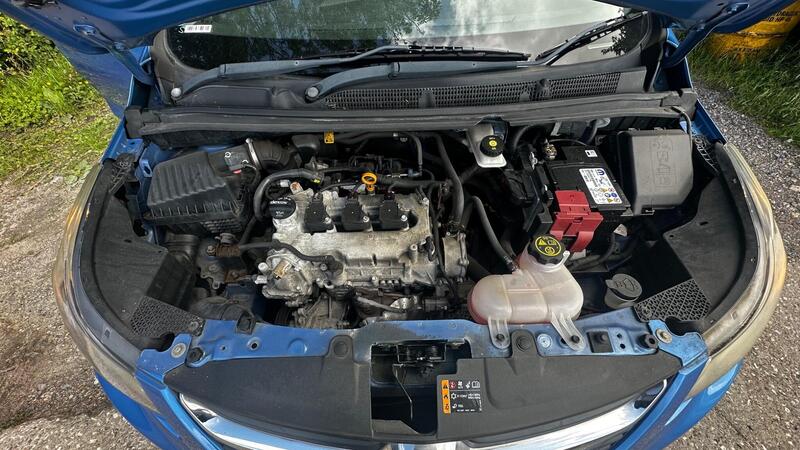 2016 Vauxhall Viva — photo 11
