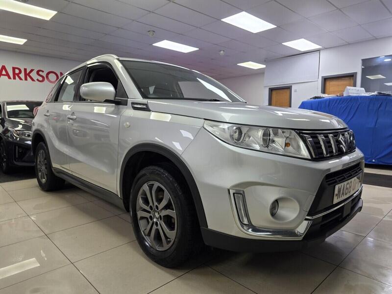 Suzuki Vitara main image