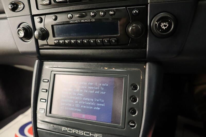 Porsche 911 view 20