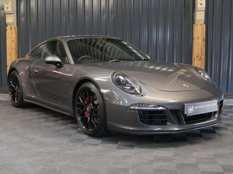 Porsche 911 view 61
