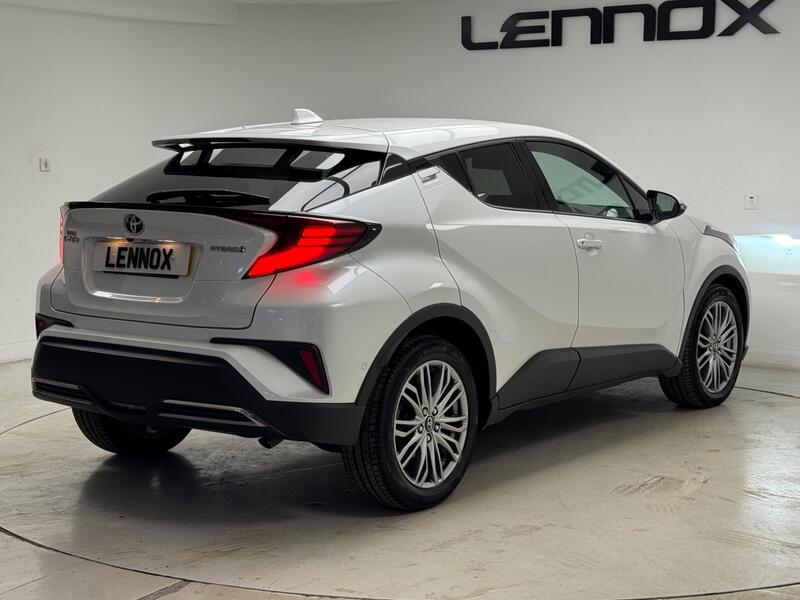 Toyota C-HR view 6