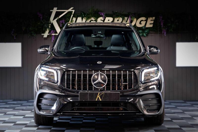 Mercedes-Benz Mercedes-Benz GLB view 4