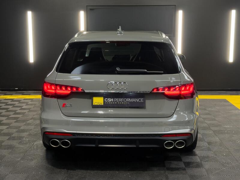 Audi S4 view 7