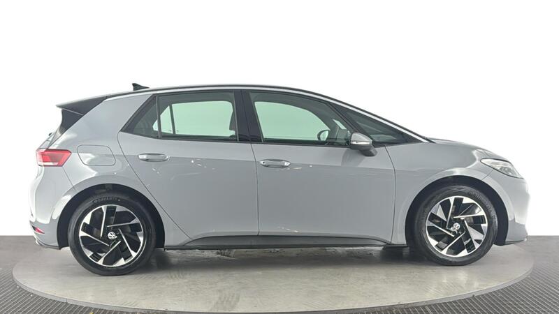 Volkswagen Id.3 view 3