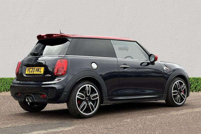 Mini Cooper view 7