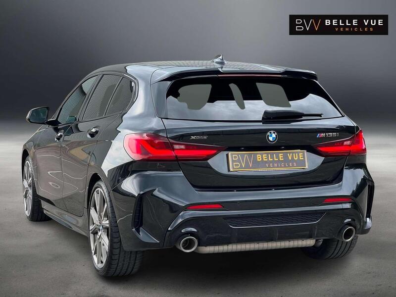 BMW 1 Series view 4