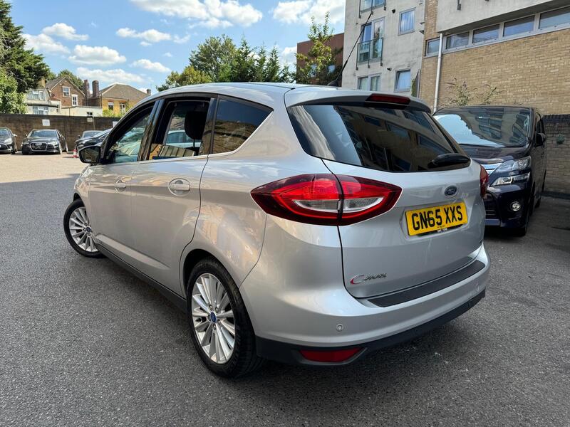 Ford C-Max view 7
