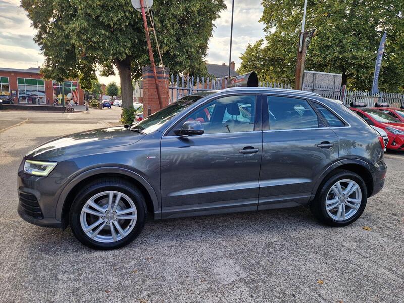 Audi Q3 view 2