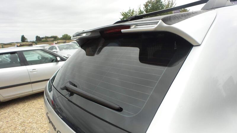 Porsche Cayenne view 40