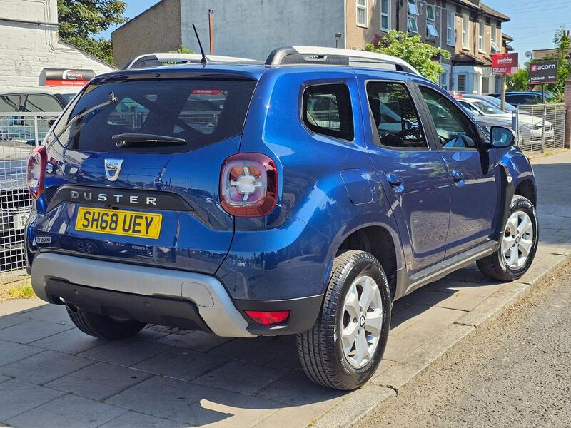 Dacia Duster view 3