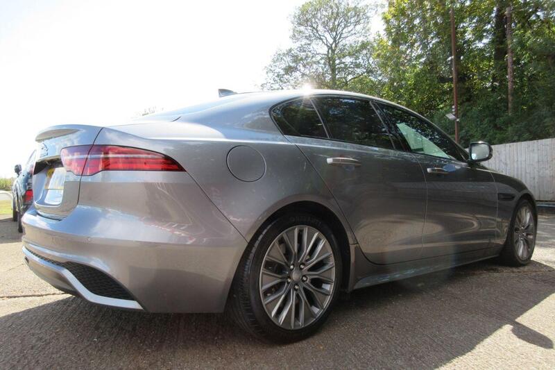Jaguar Xe view 43