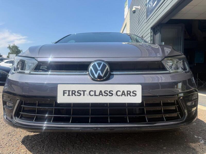 Volkswagen Polo view 6