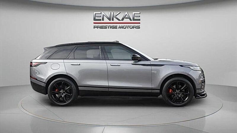 Land Rover Range Rover Velar view 3
