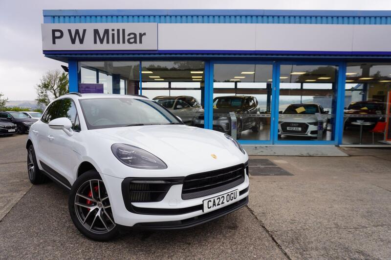 2022 Porsche Macan