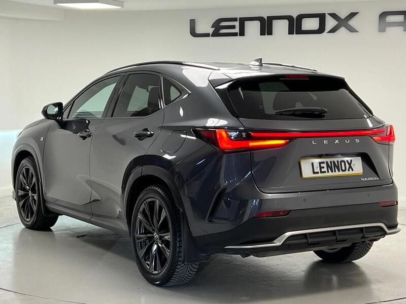 Lexus NX view 3