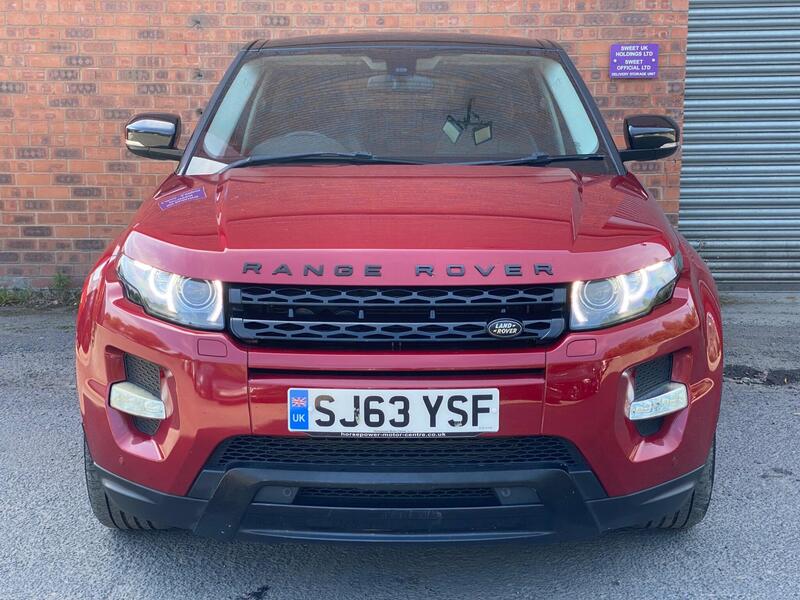 Land Rover Range Rover Evoque view 3
