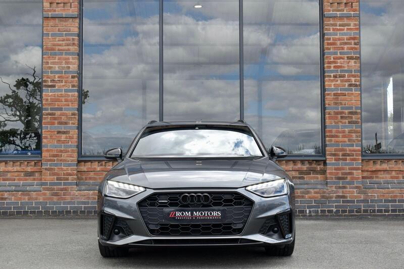Audi A4 view 4