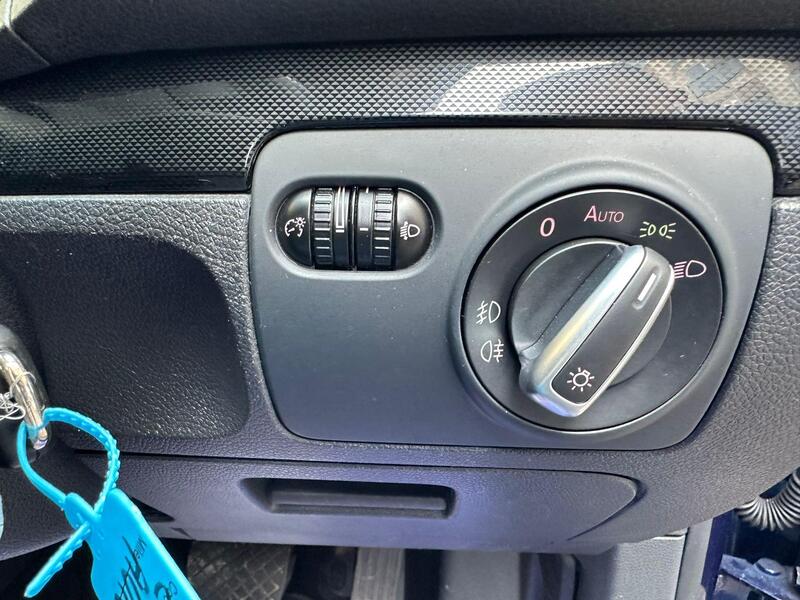 Volkswagen Golf view 16