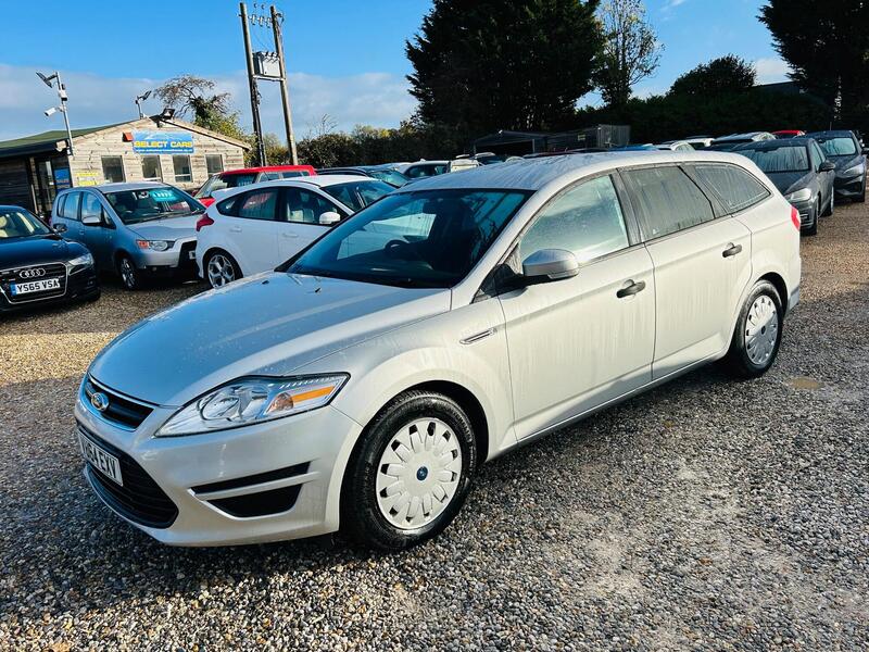 Ford Mondeo view 5