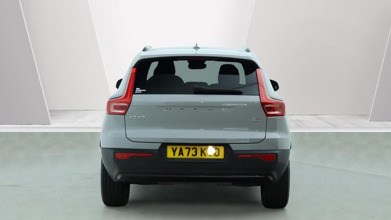 Volvo XC40 view 7