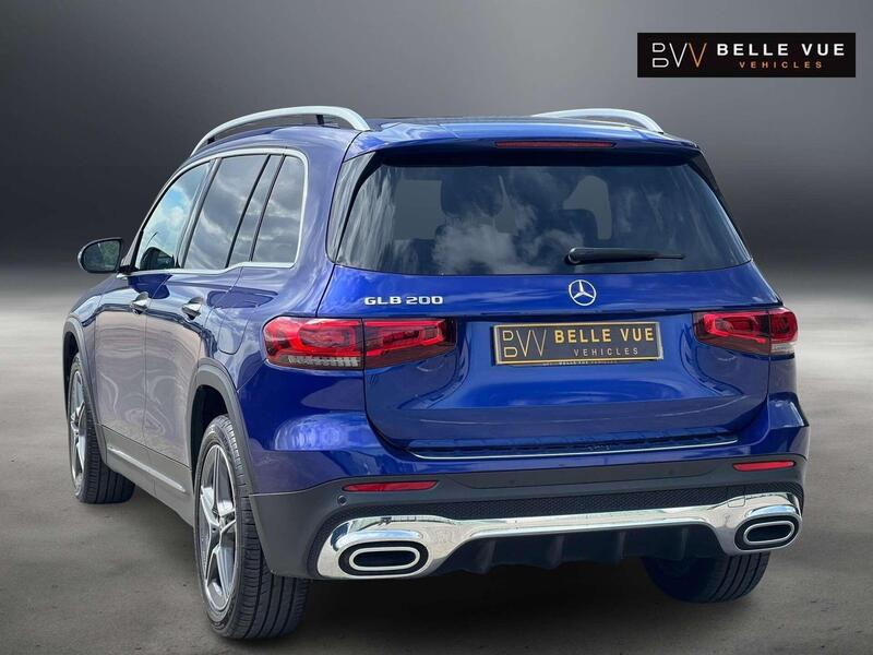 Mercedes-Benz Mercedes-Benz GLB view 4