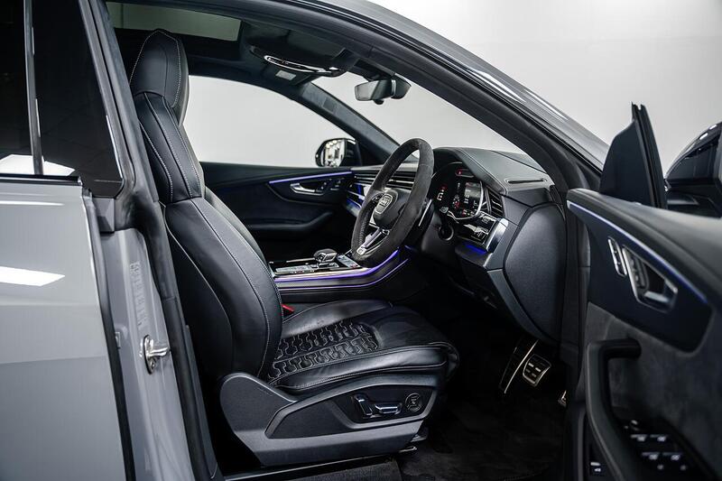 Audi Audi RSQ8 view 3