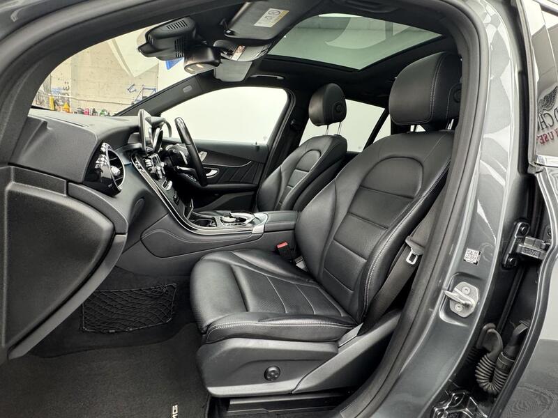 Mercedes-Benz GLC view 2