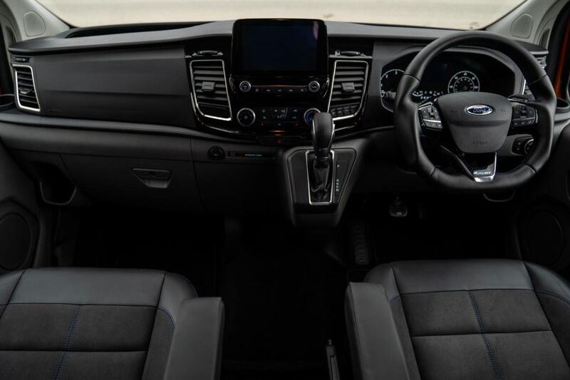 Ford Transit Custom view 2