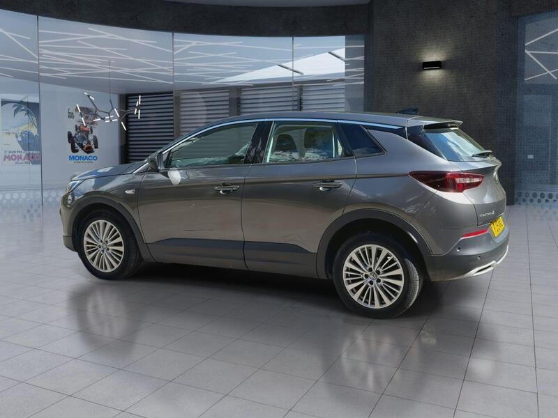 Vauxhall Grandland X view 5