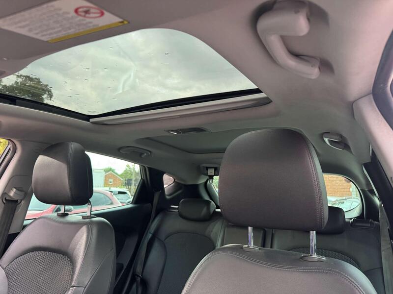 Hyundai Ix35 view 3