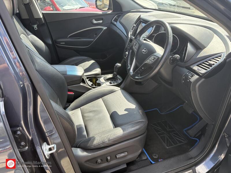Hyundai Santa Fe view 2