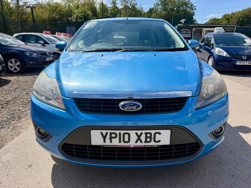 Ford Focus view 7