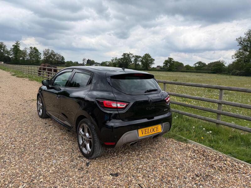 Renault Clio view 6