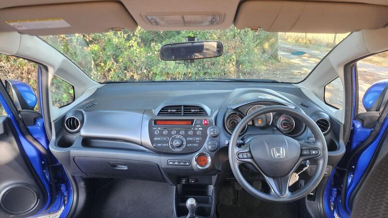 2012 Honda Jazz — photo 25
