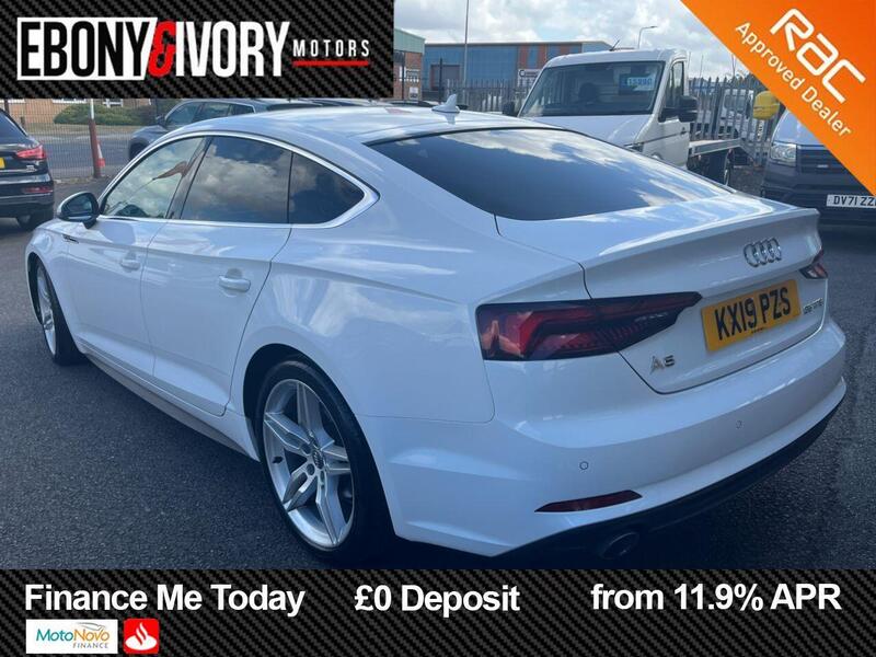 Audi A5 view 3