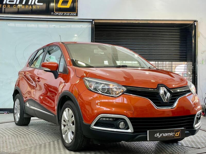 Renault Captur view 2