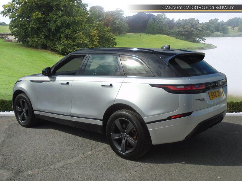 Land Rover Range Rover Velar view 4