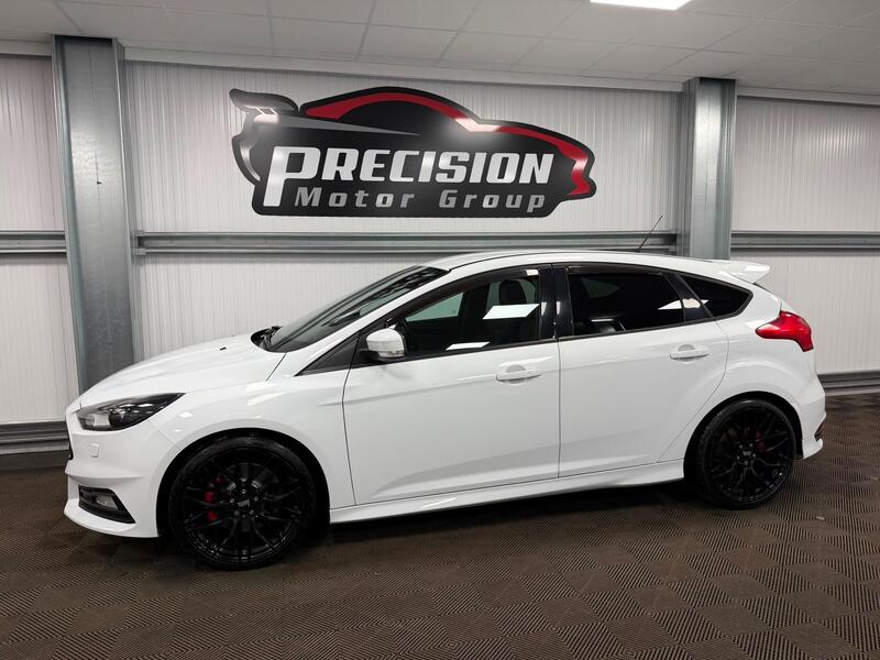 Ford Focus view 6