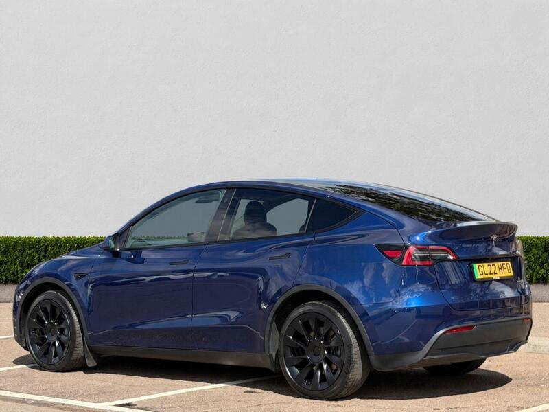 Tesla Model Y view 5