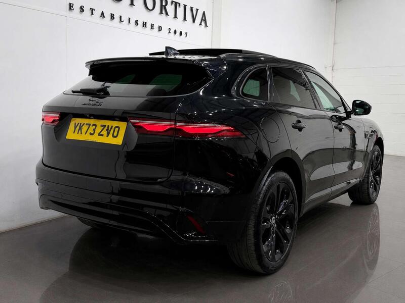 Jaguar F-Pace view 4
