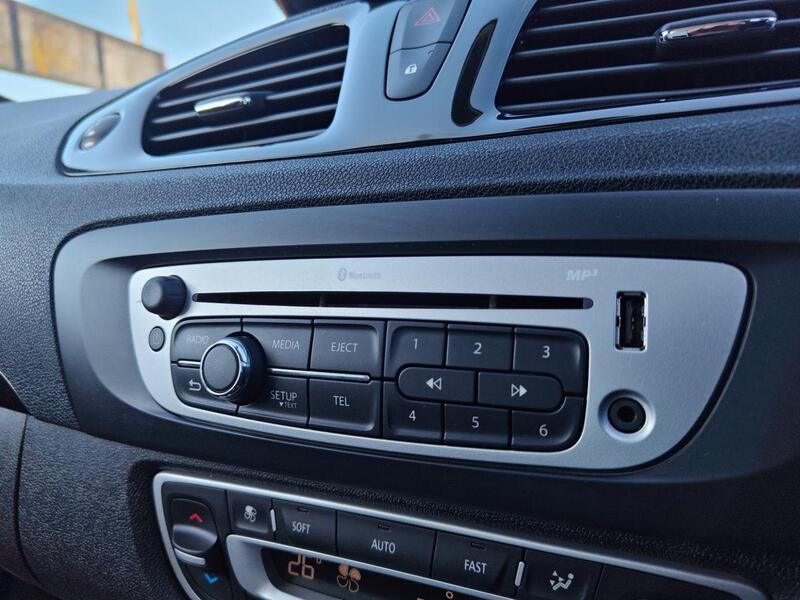 Renault Scenic view 23