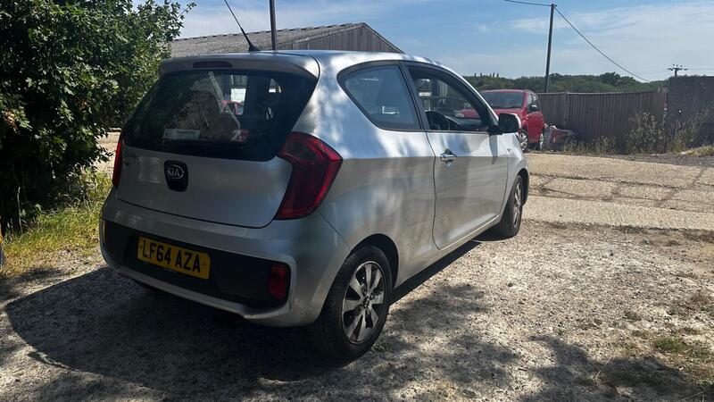 2014 Kia Picanto — photo 7