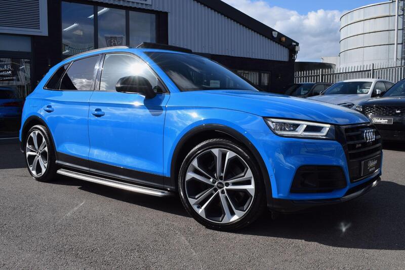 Audi SQ5 view 3