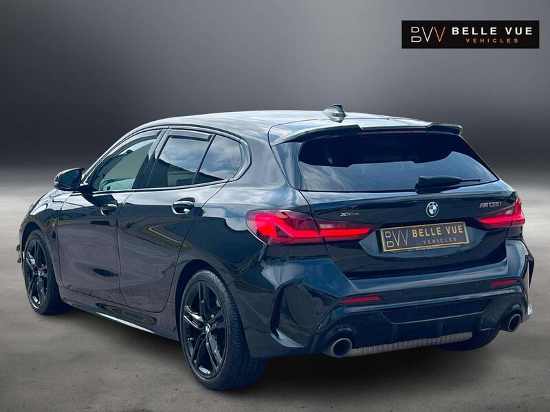 BMW 1 Series view 4