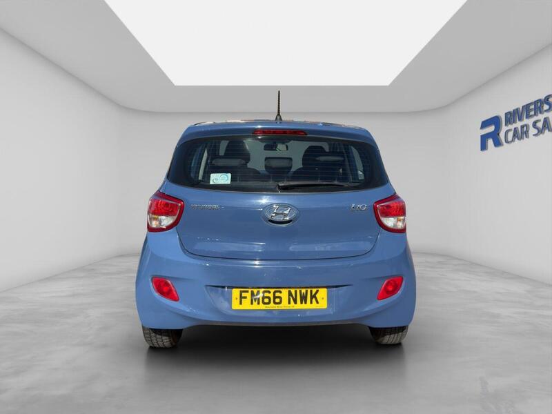 Hyundai I10 view 5