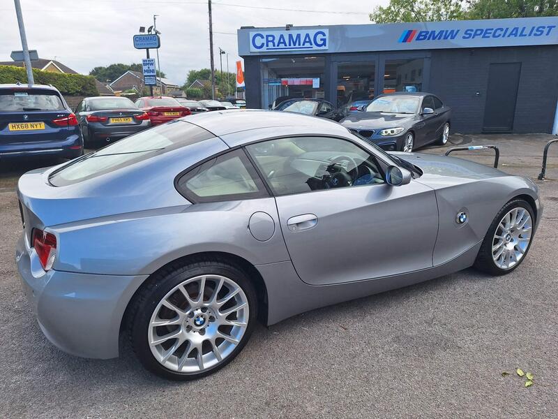 BMW Z4 view 4