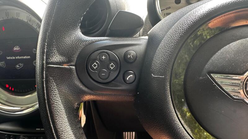 2013 MINI Countryman — photo 18