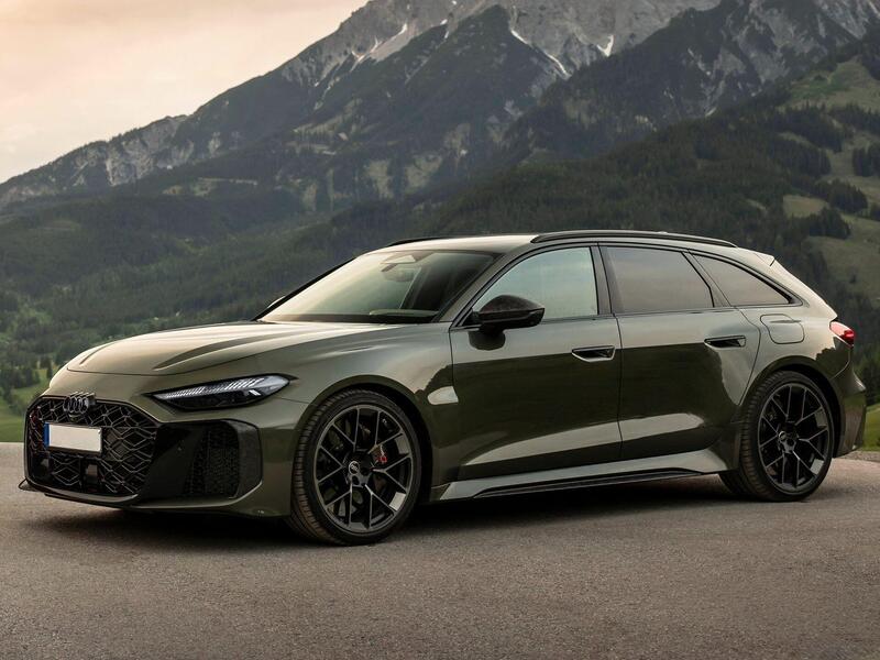 Audi RS5 view 4