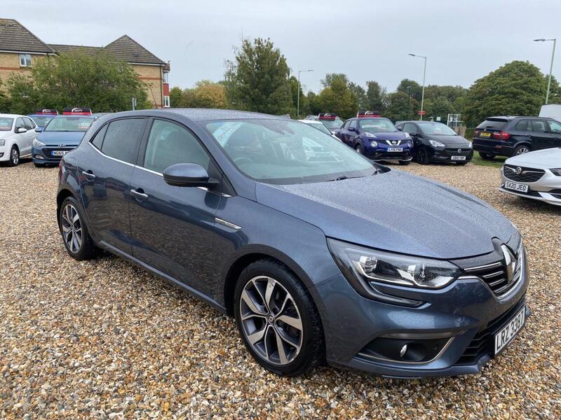 Renault Megane view 2